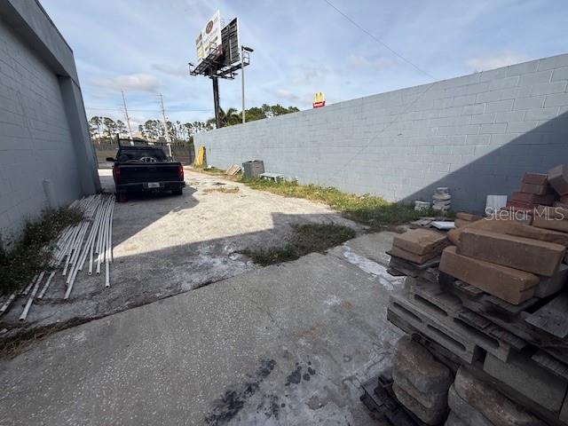 WOODHAVEN - Commercial Sale