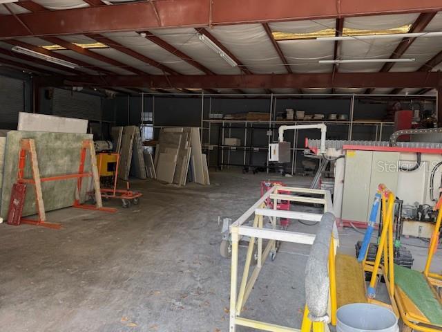 WOODHAVEN - Commercial Sale