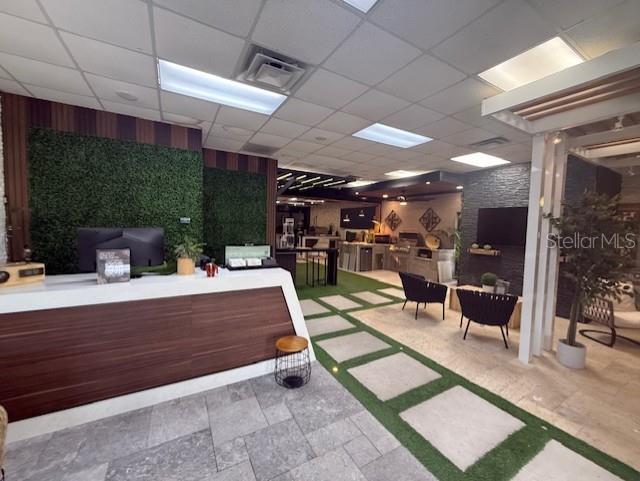 WOODHAVEN - Commercial Sale