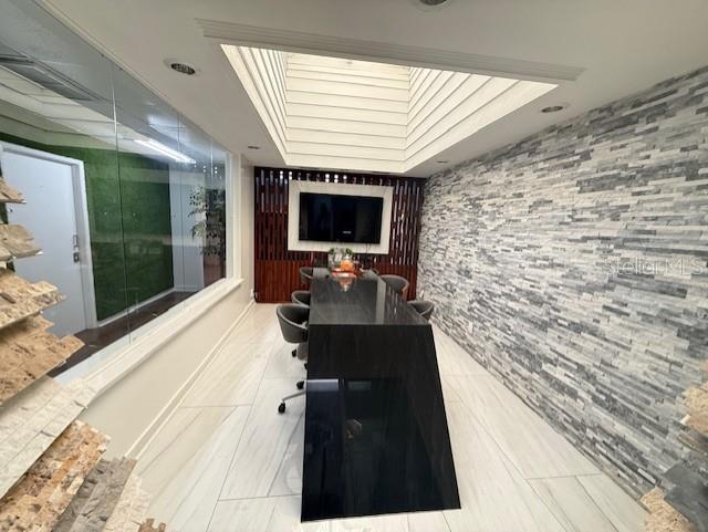 WOODHAVEN - Commercial Sale