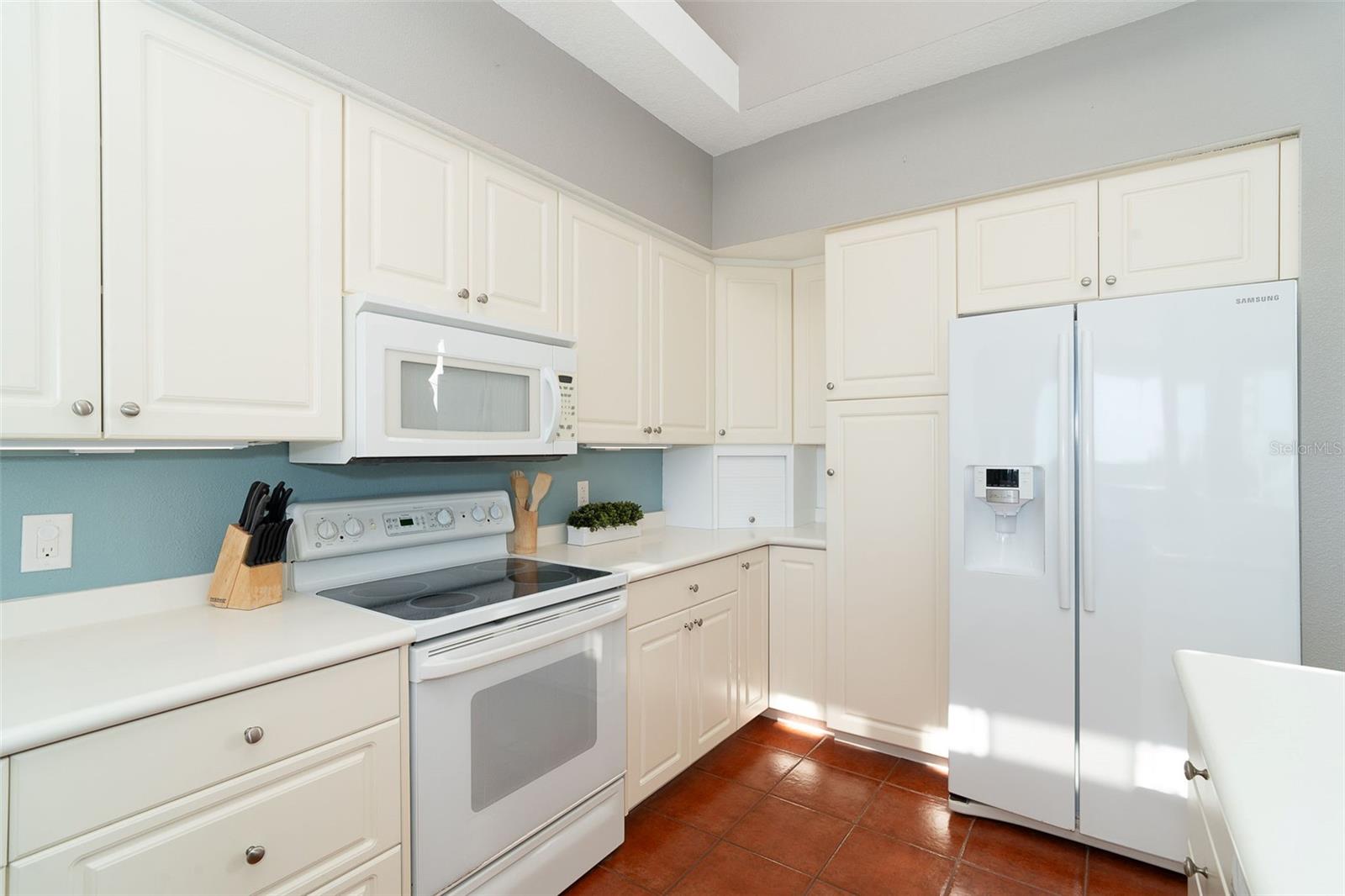 CAPE HAZE MARINA VILLAGE PH 01 - Residential