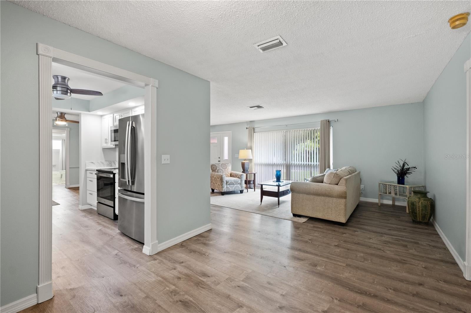 7 DOUGLAS COURT N