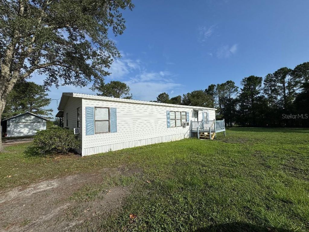 Photo of 16855 Old Johnston Road, Dade City, FL 33523 (MLS # L4953330)