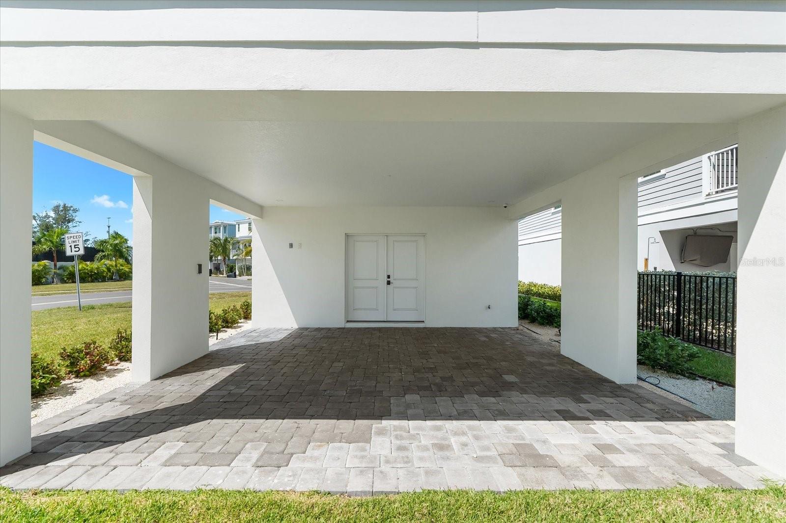 HUNTERS POINT - Residential