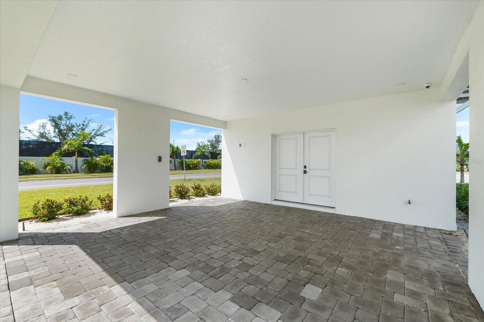 HUNTERS POINT - Residential