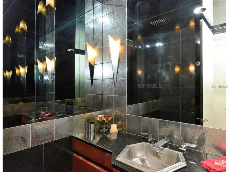 L AMBIANCE AT LONGBOAT KEY CLUB PH 2 - Residential