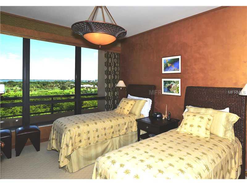 L AMBIANCE AT LONGBOAT KEY CLUB PH 2 - Residential