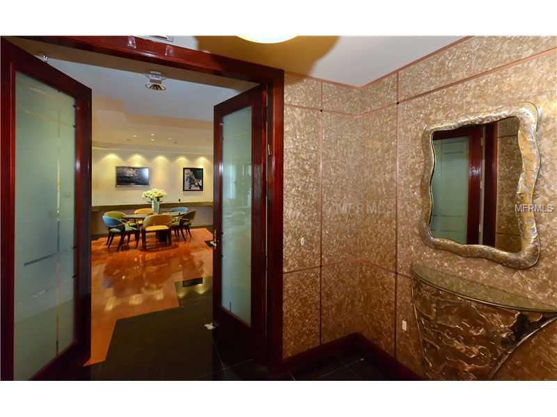 L AMBIANCE AT LONGBOAT KEY CLUB PH 2 - Residential