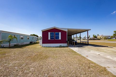 Photo of 4640 Caloosa Boulevard, Lake Wales, FL 33859 (MLS # TB8450205)