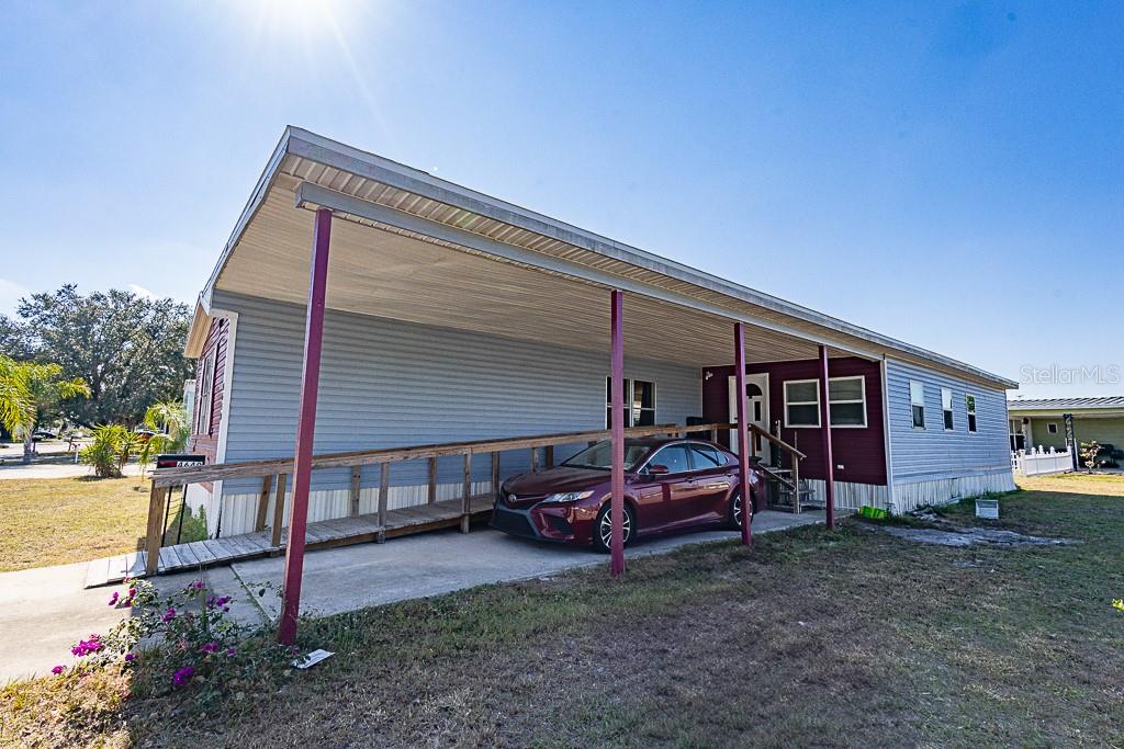 CALOOSA LAKE VILLAGE - Residential