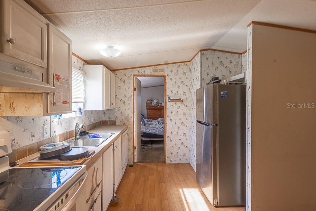 CALOOSA LAKE VILLAGE - Residential