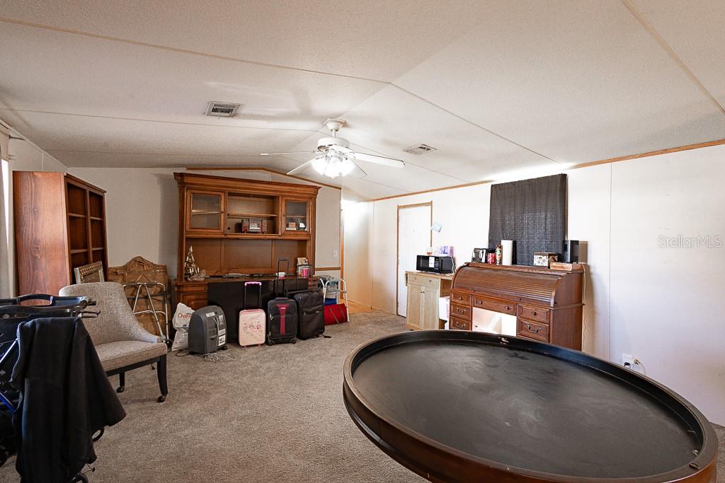 CALOOSA LAKE VILLAGE - Residential