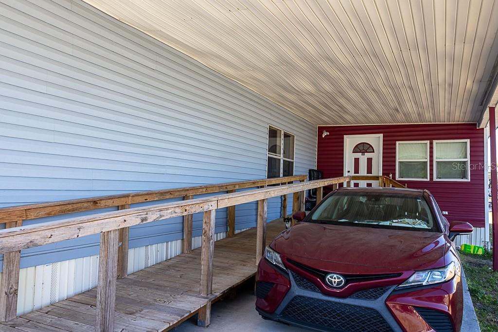 CALOOSA LAKE VILLAGE - Residential