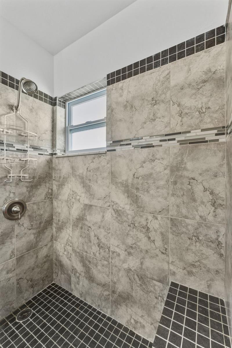 BAY POINTE CONDO - Residential