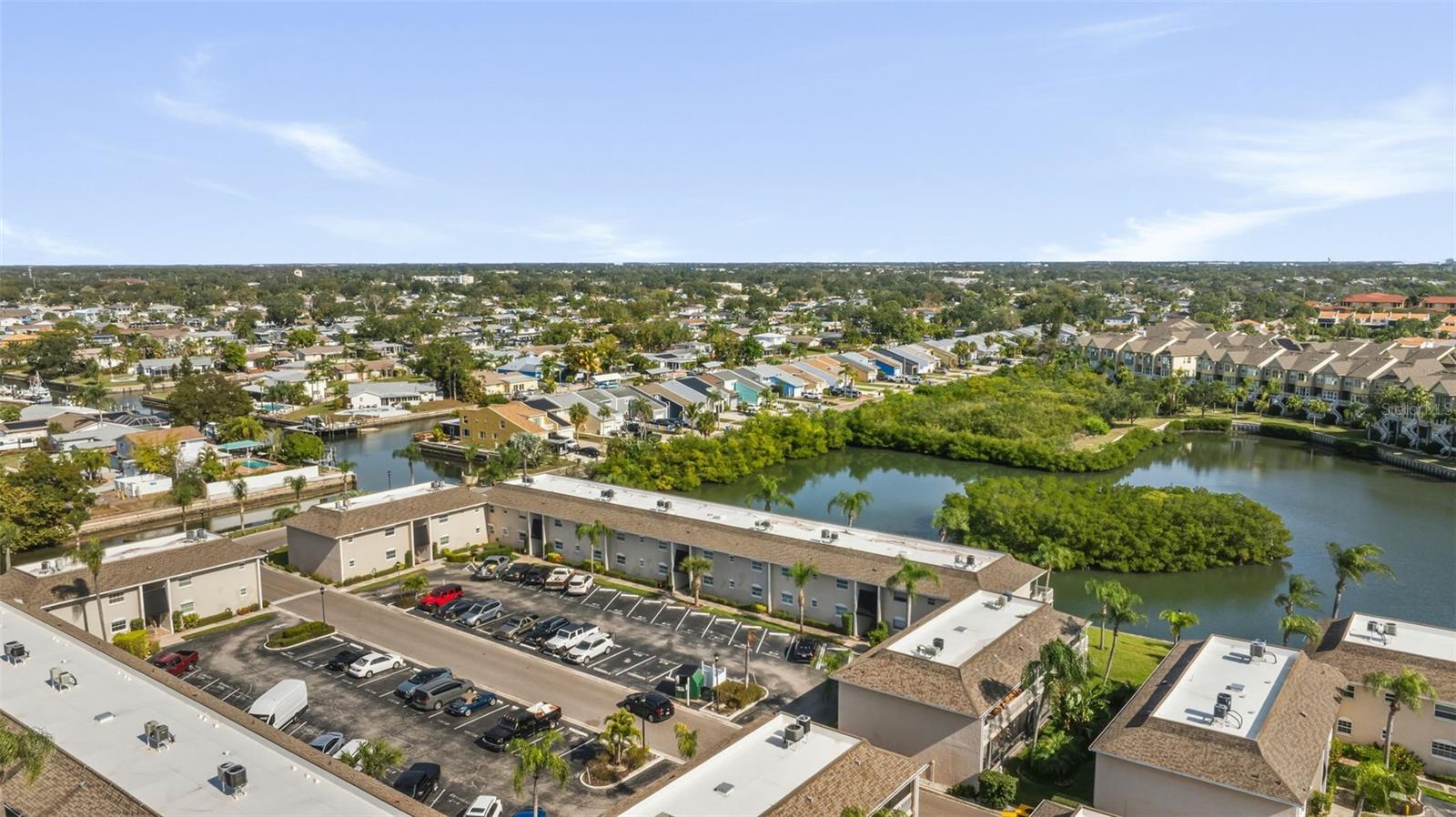 BAY POINTE CONDO - Residential