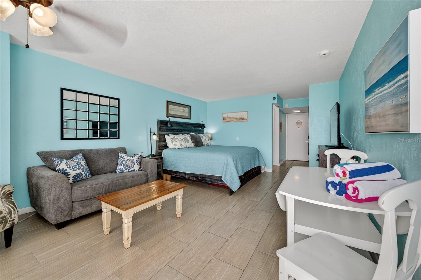 FOUNTAIN BEACH RESORT CONDO - Residential