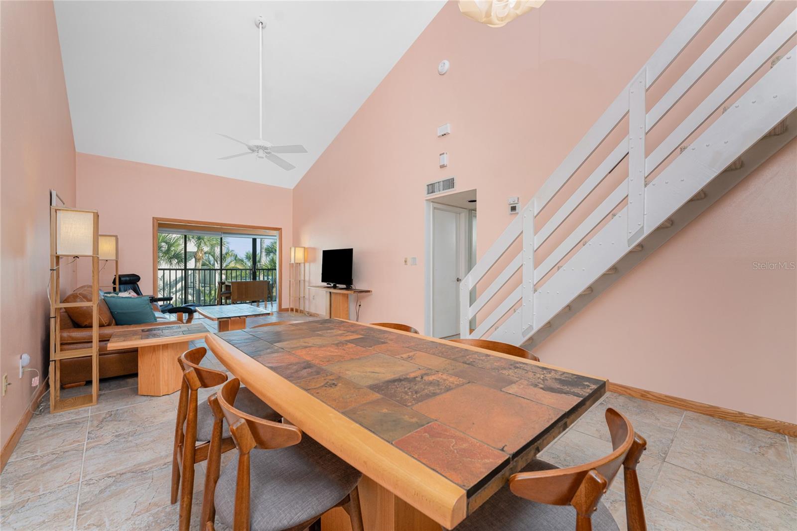 PELICAN LANDING BLDG D - Residential