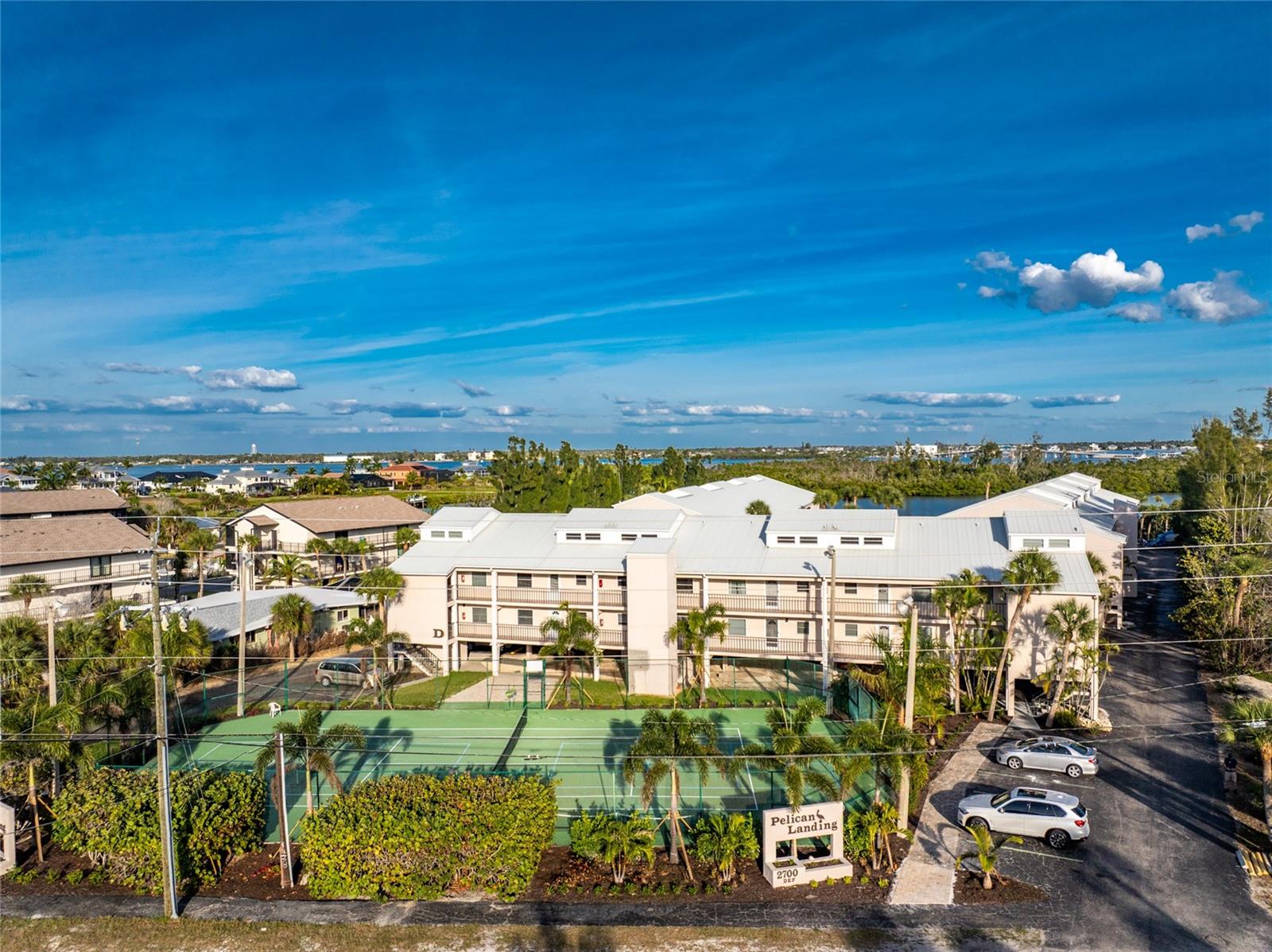 PELICAN LANDING BLDG D - Residential