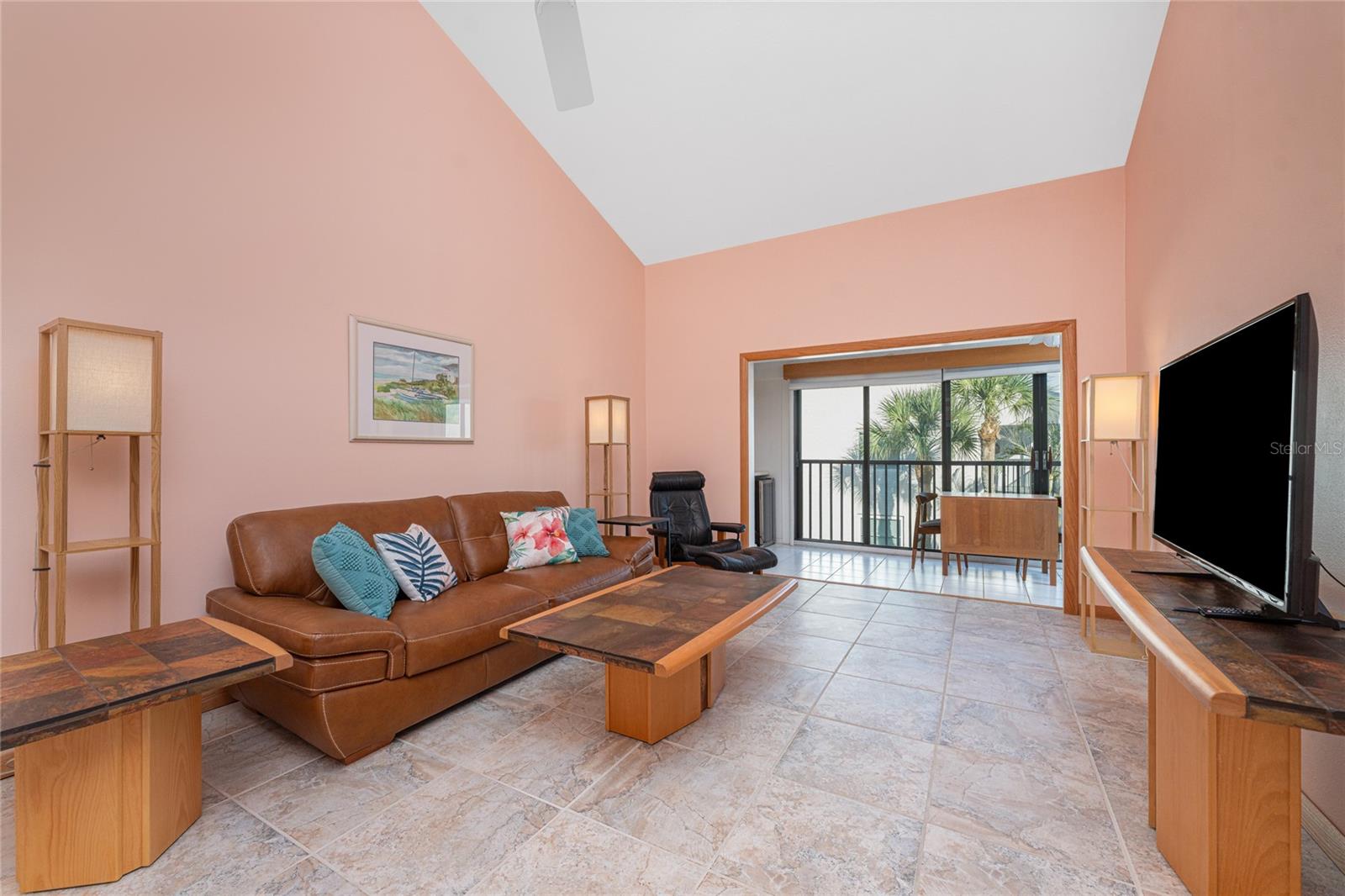 PELICAN LANDING BLDG D - Residential