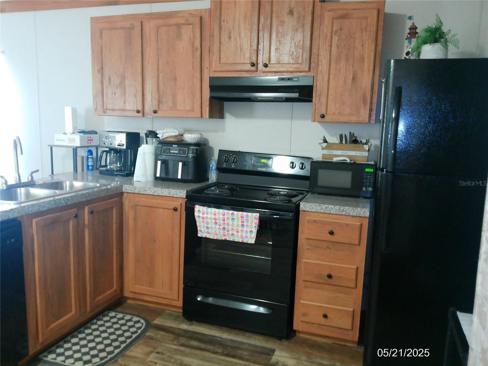 1500 FAZZINI DRIVE