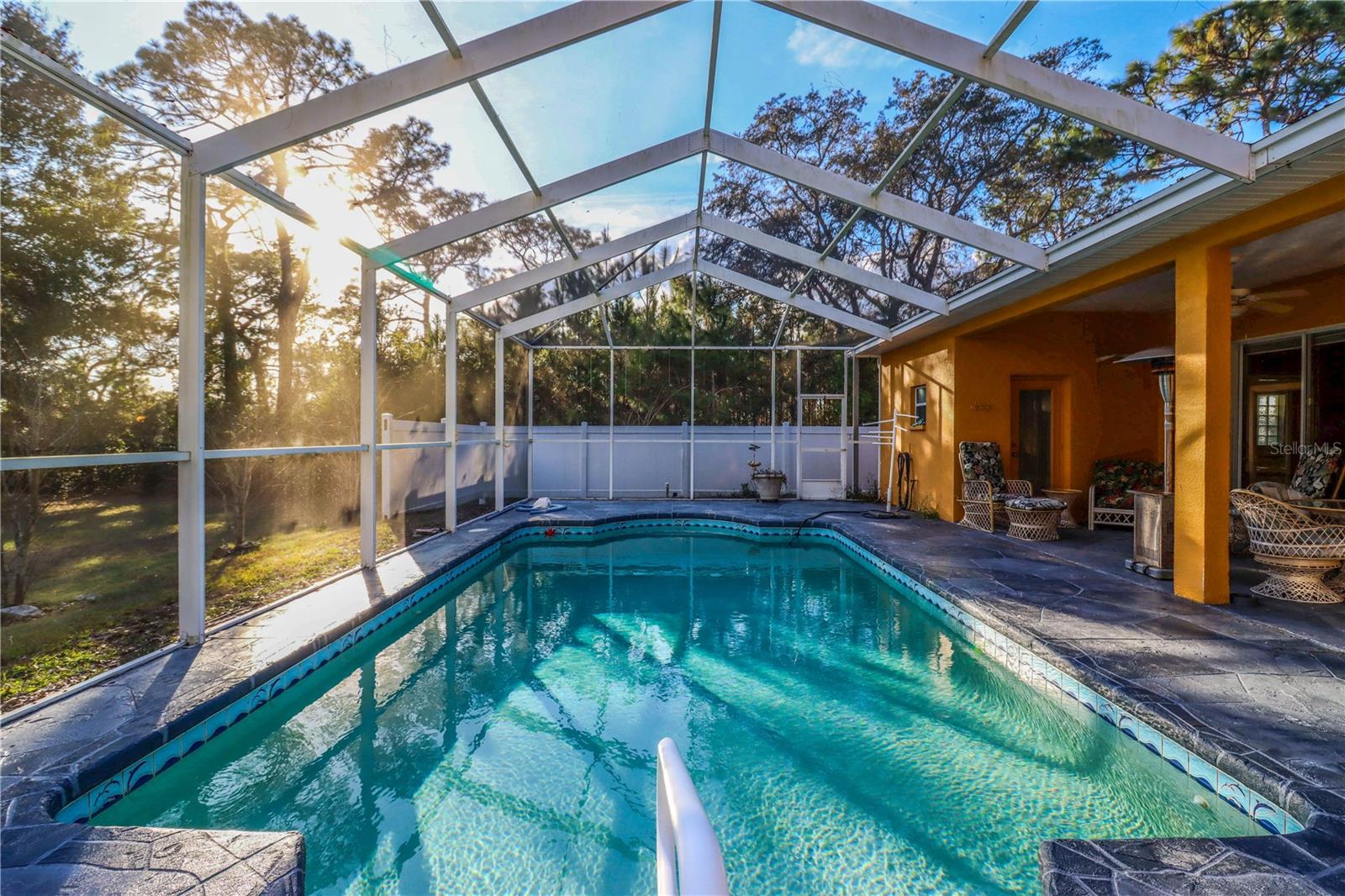 ACREAGE - Residential