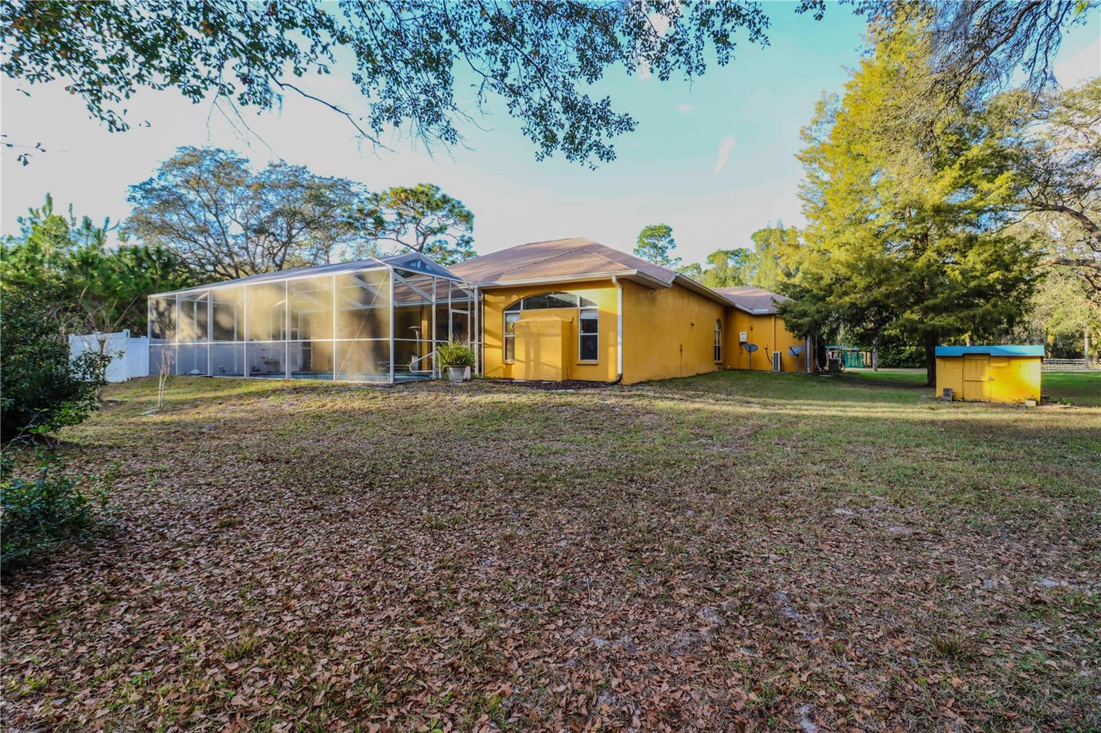 ACREAGE - Residential