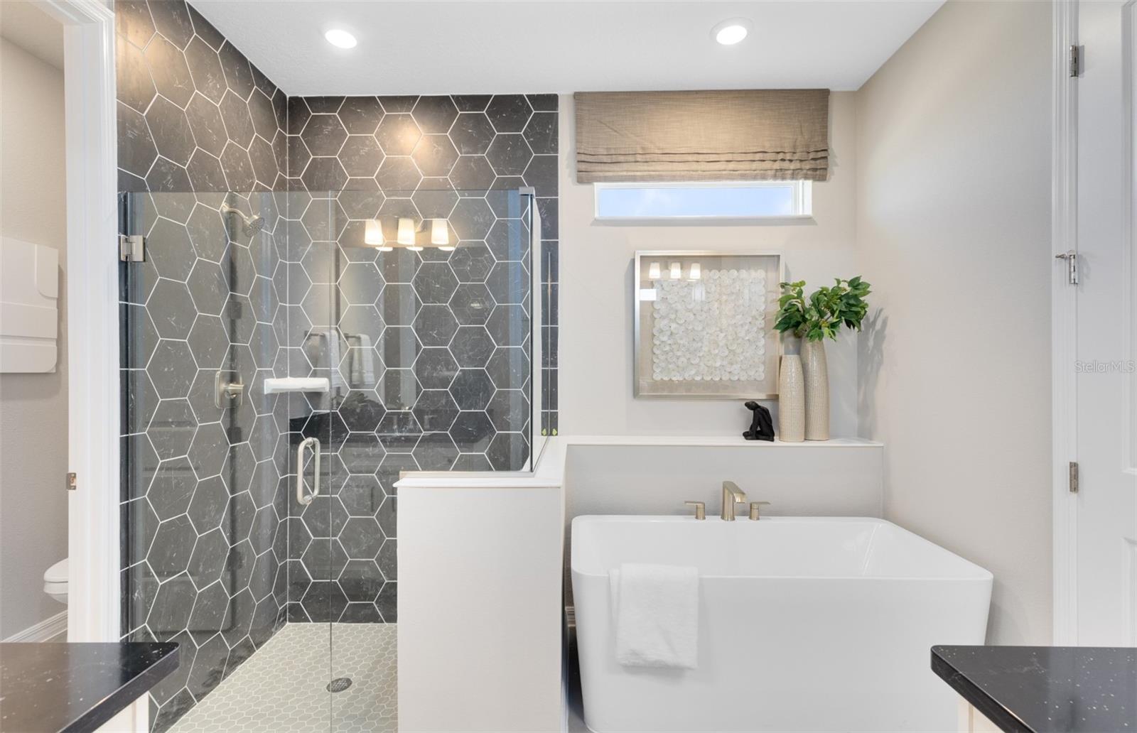 BRIDGEWALK - Residential