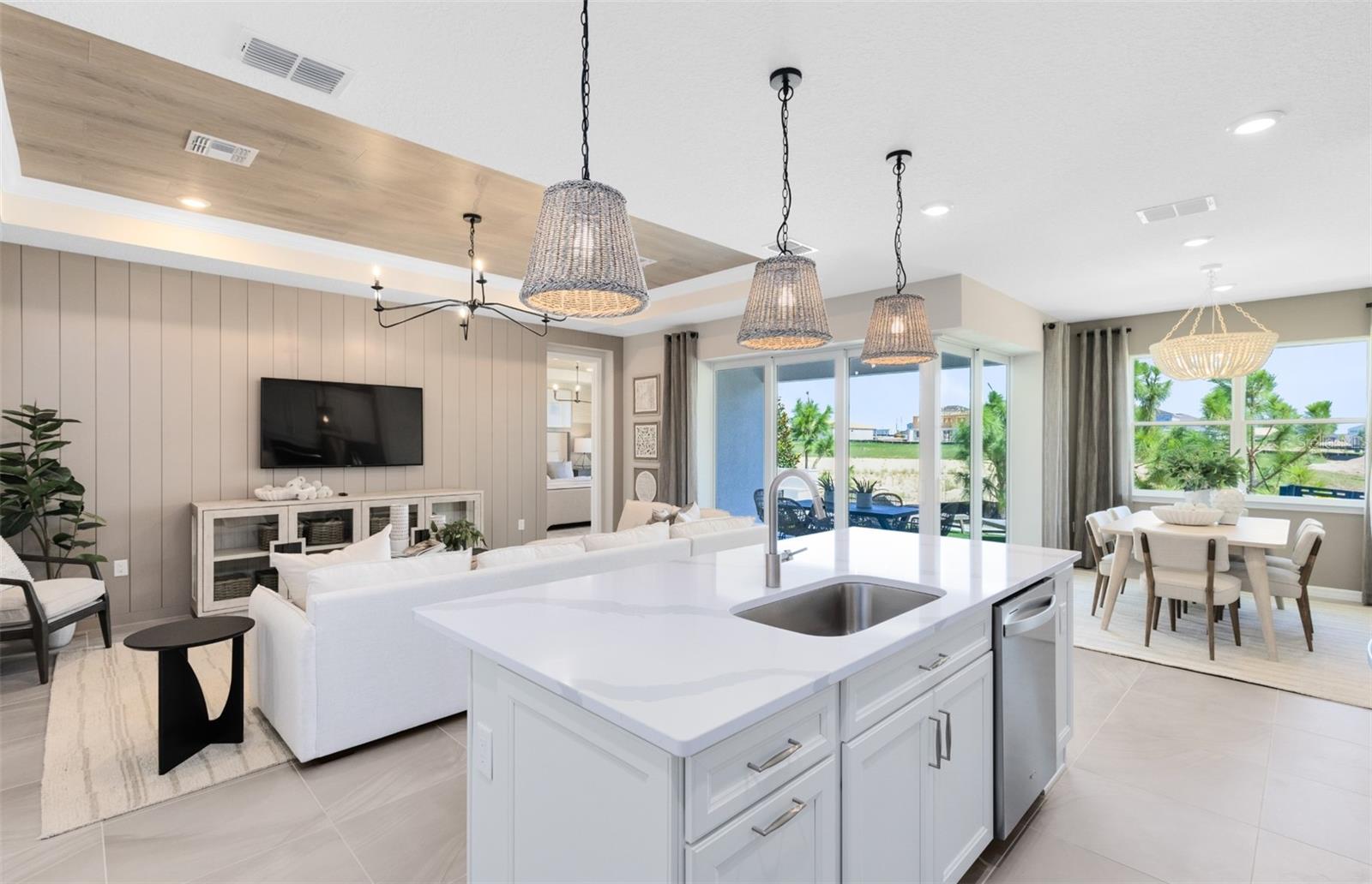 BRIDGEWALK - Residential