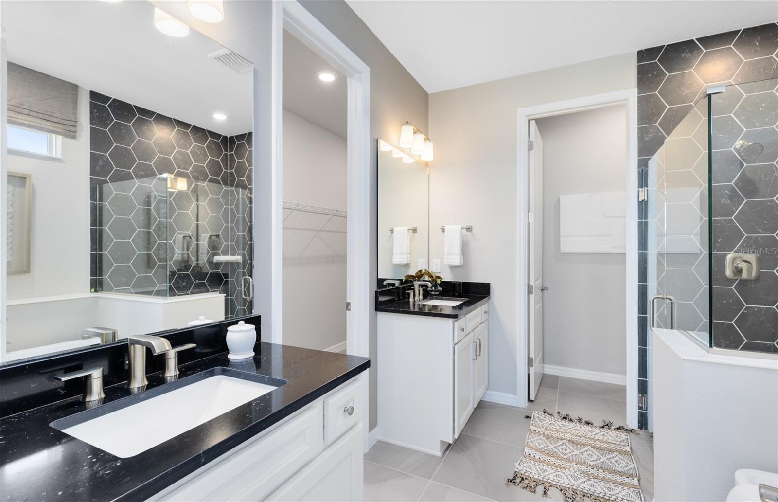 BRIDGEWALK - Residential