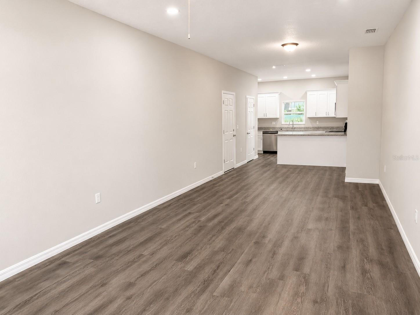 5012 FINDERS CT