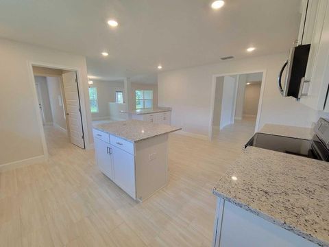 Tiny photo for 12598 SW 73rd Street, Ocala, FL 34481 (MLS # OM723304)