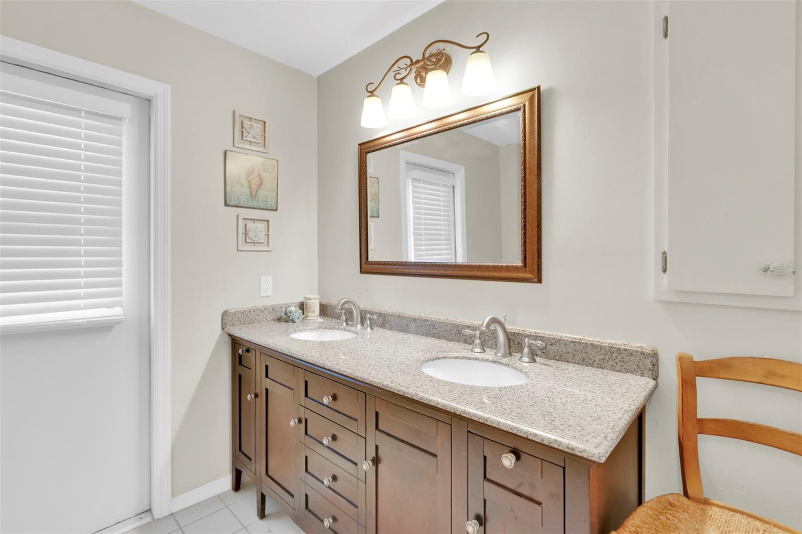 BANYON COVE RES/D - Residential