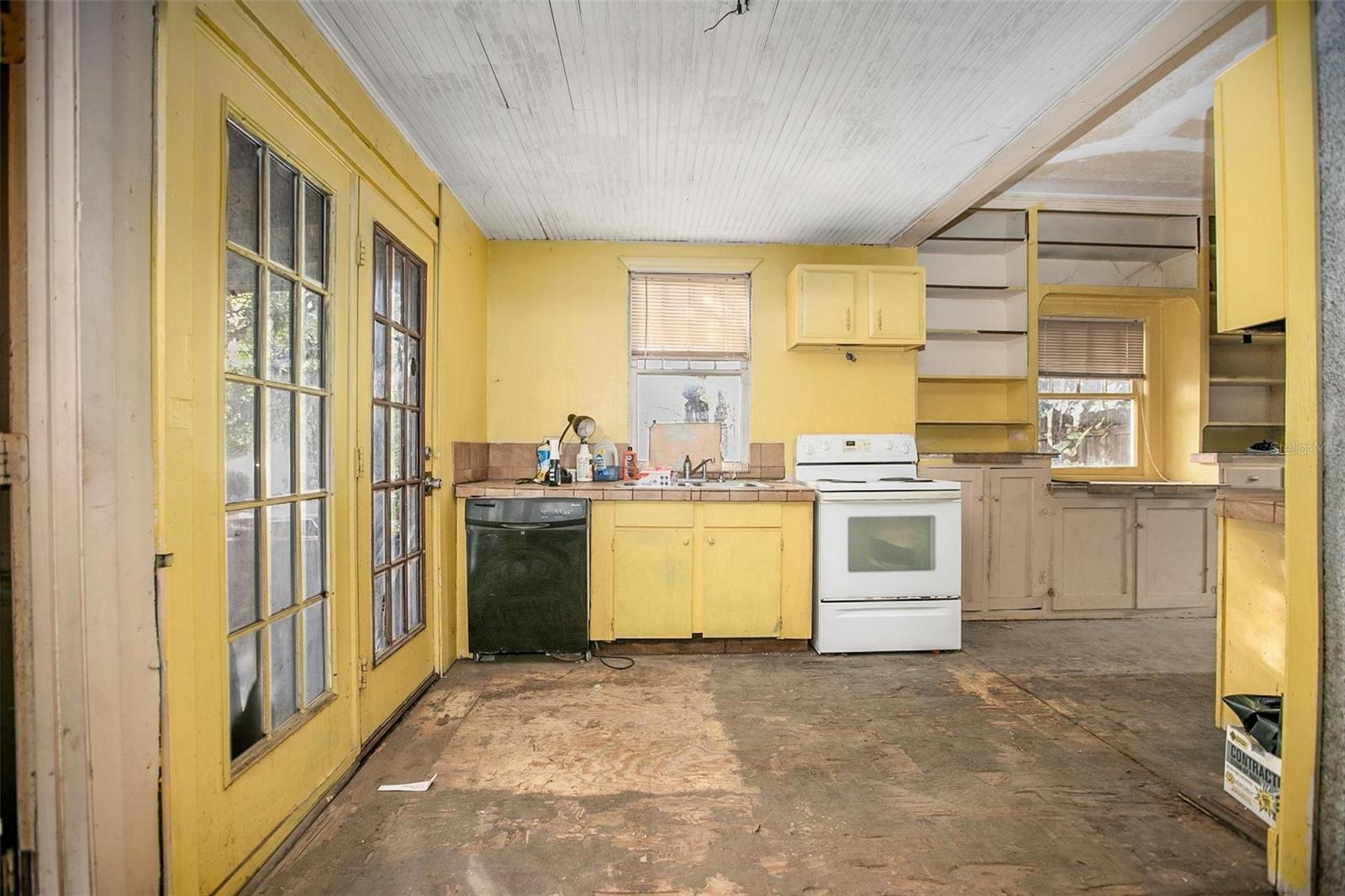 BLUE LAKE ADD DELAND LTS 27-60 - Commercial Sale