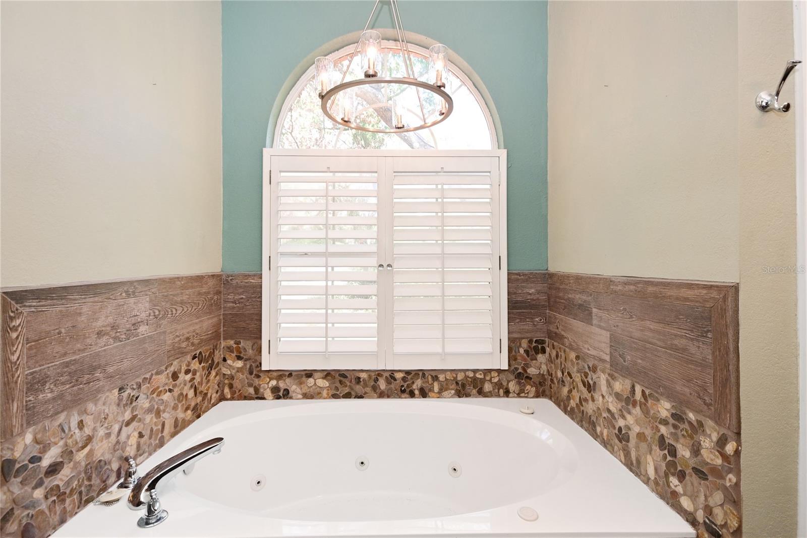 BENTWOOD PH 03 - Residential