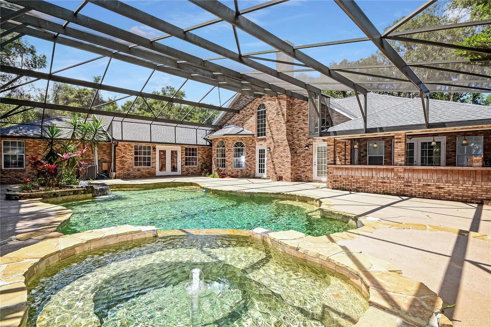 BENTWOOD PH 03 - Residential