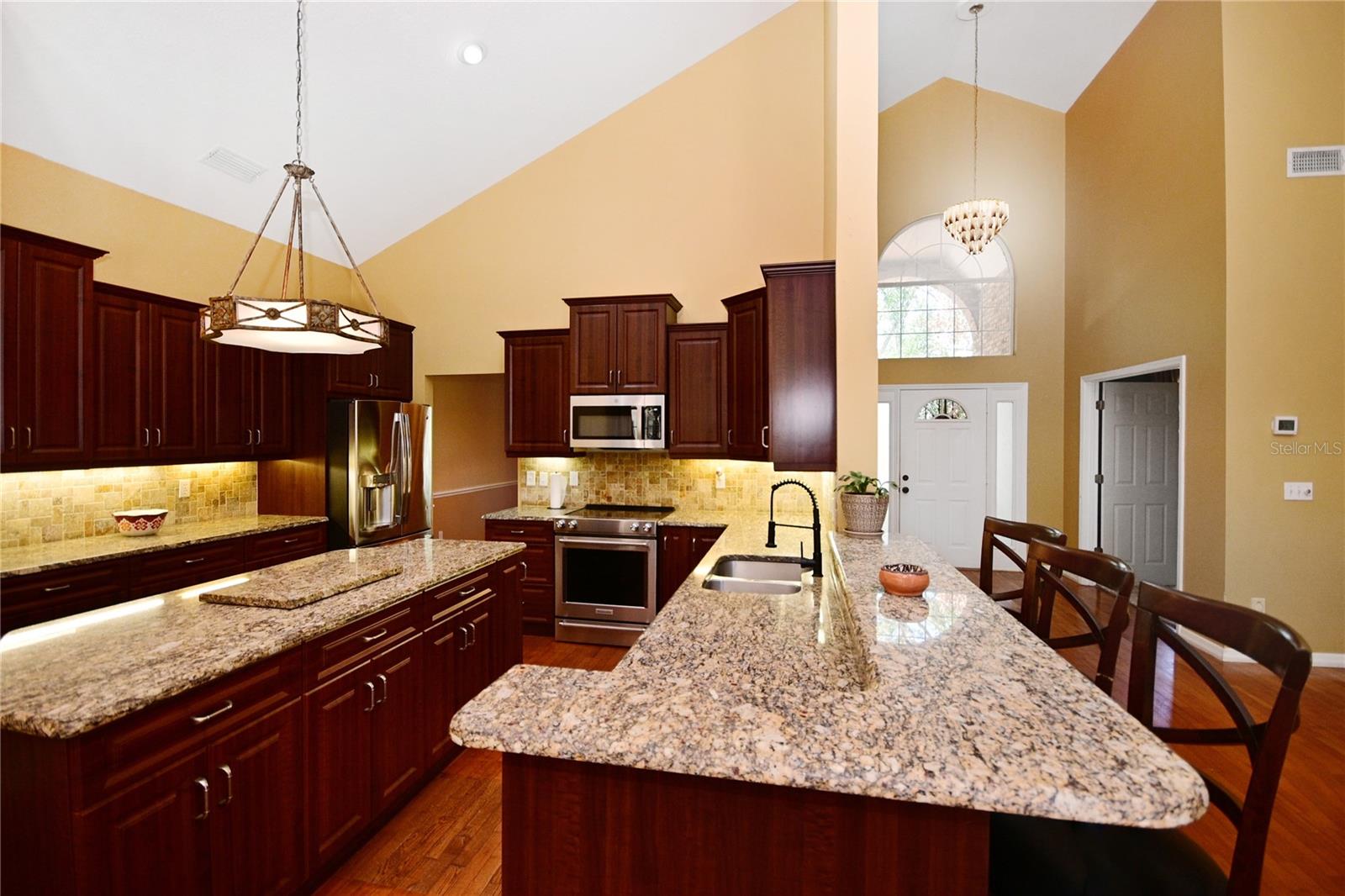 BENTWOOD PH 03 - Residential