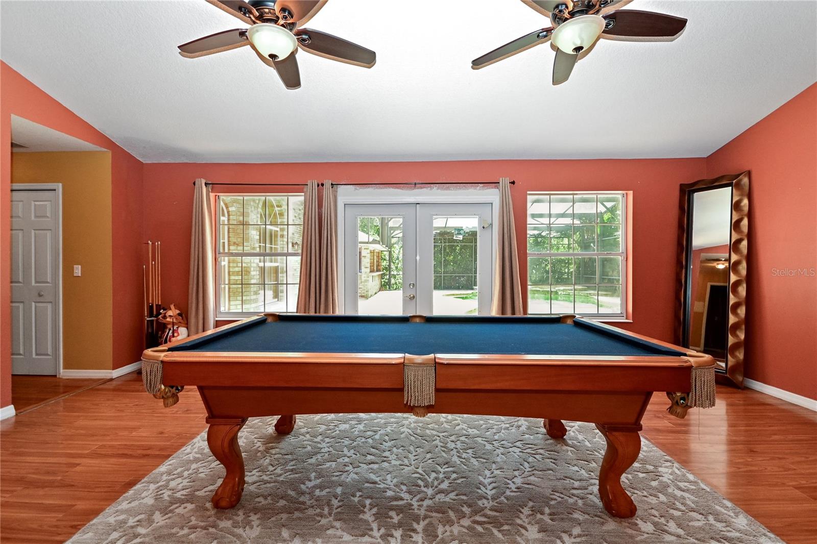 BENTWOOD PH 03 - Residential