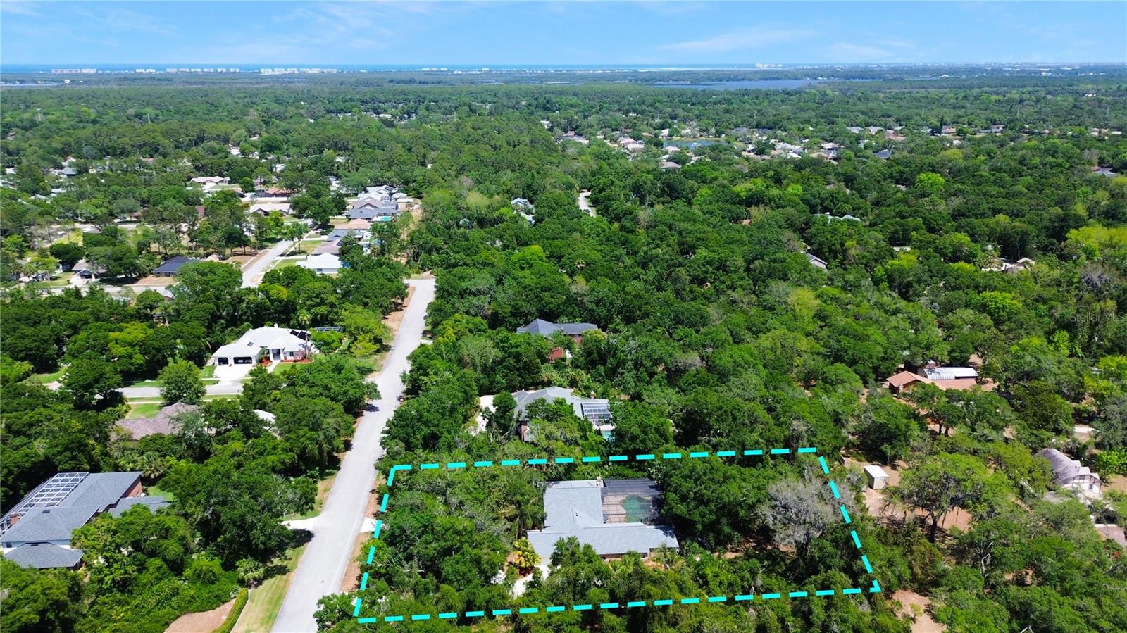 BENTWOOD PH 03 - Residential