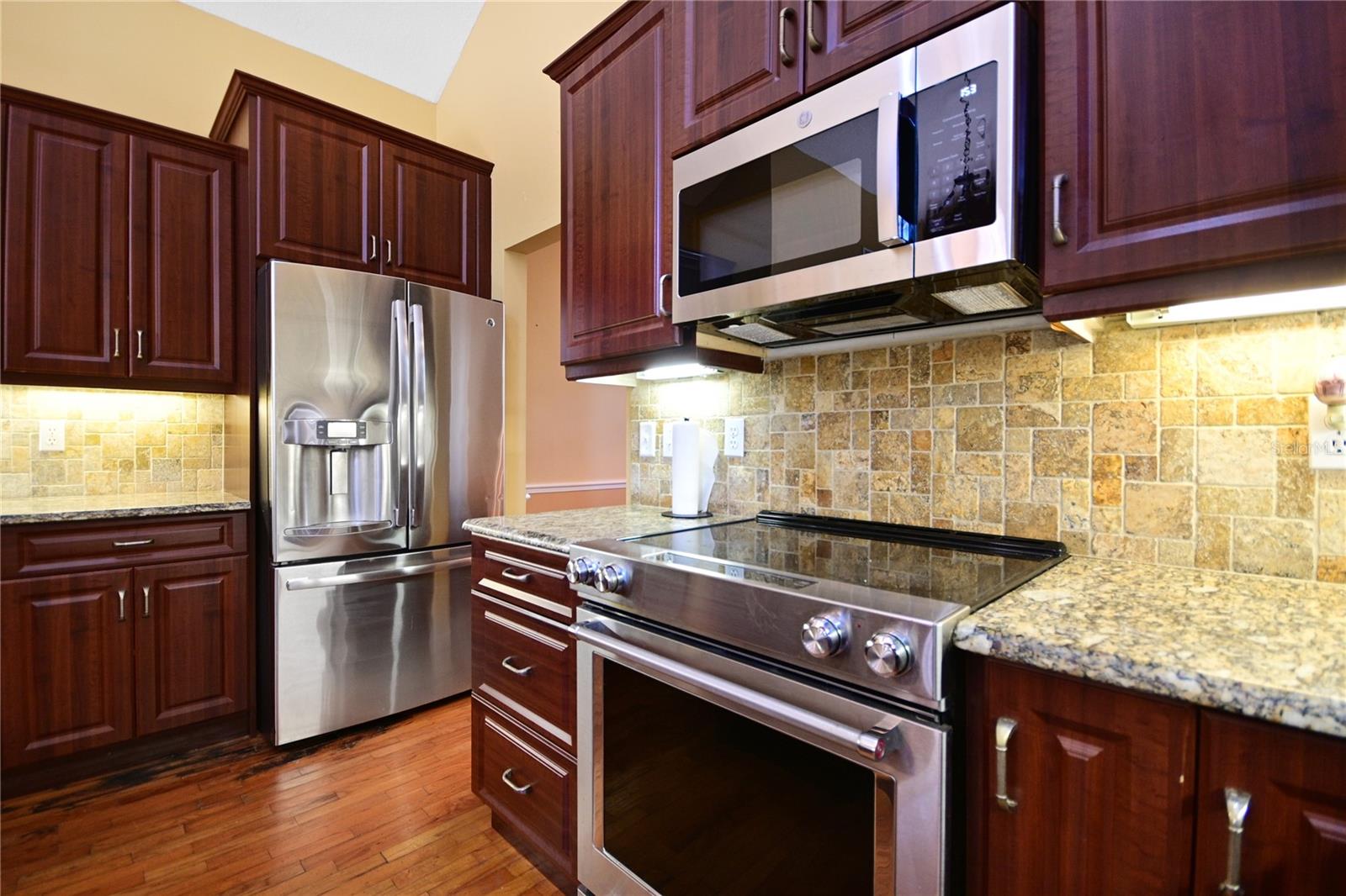 BENTWOOD PH 03 - Residential