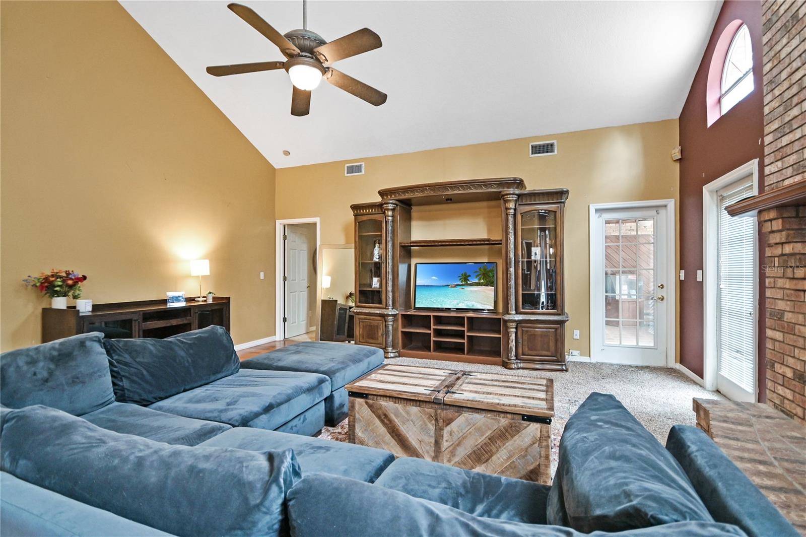 BENTWOOD PH 03 - Residential