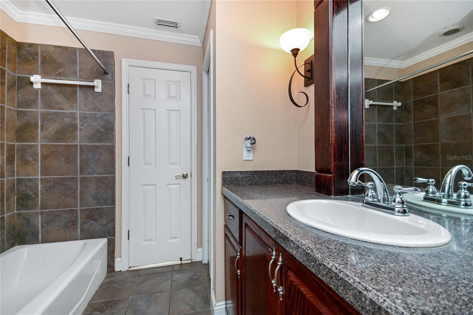 BENTWOOD PH 03 - Residential