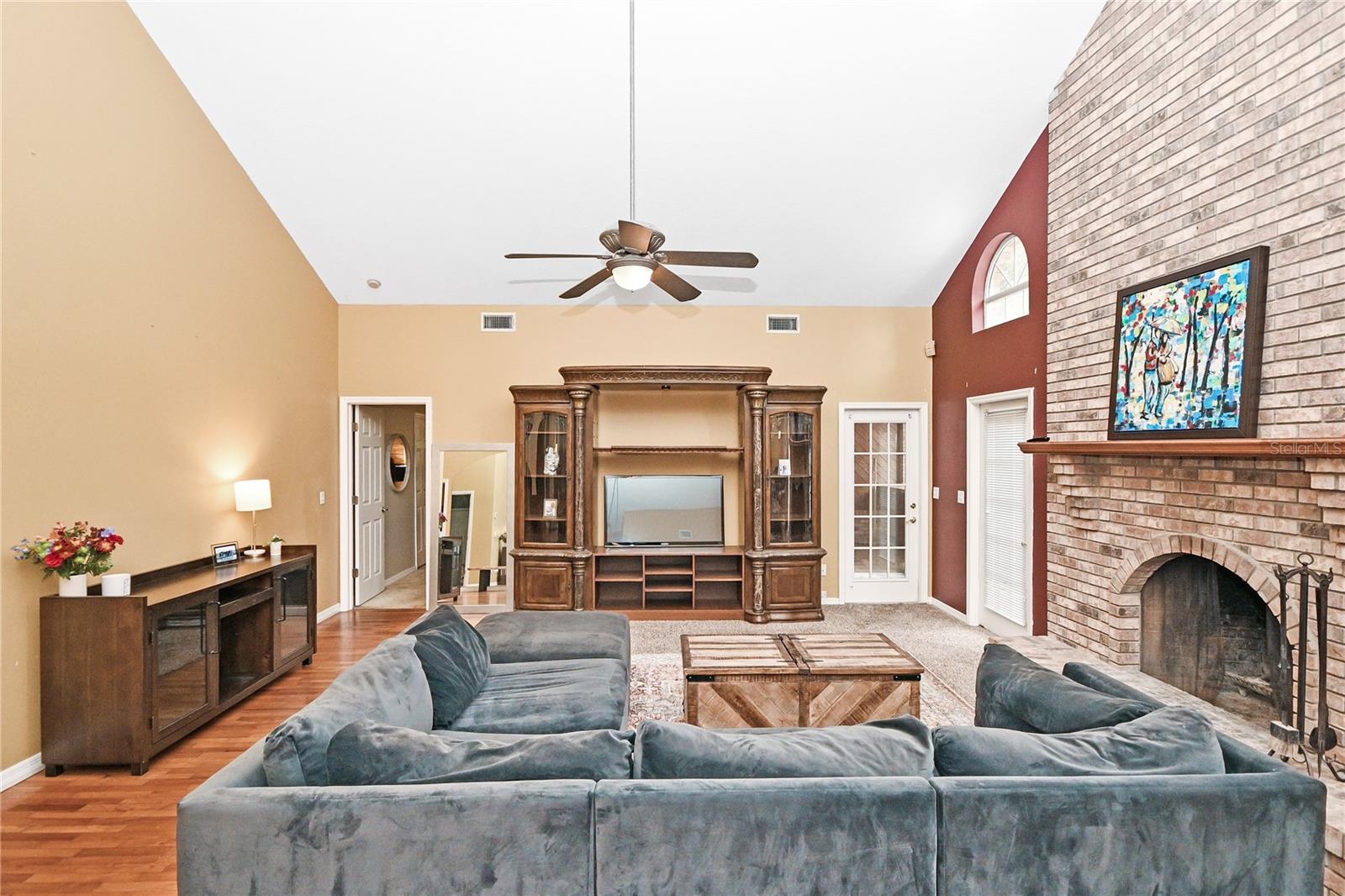 BENTWOOD PH 03 - Residential