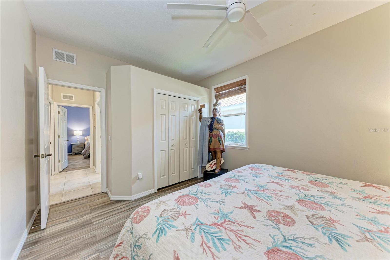 MCINTOSH LAKE - Residential