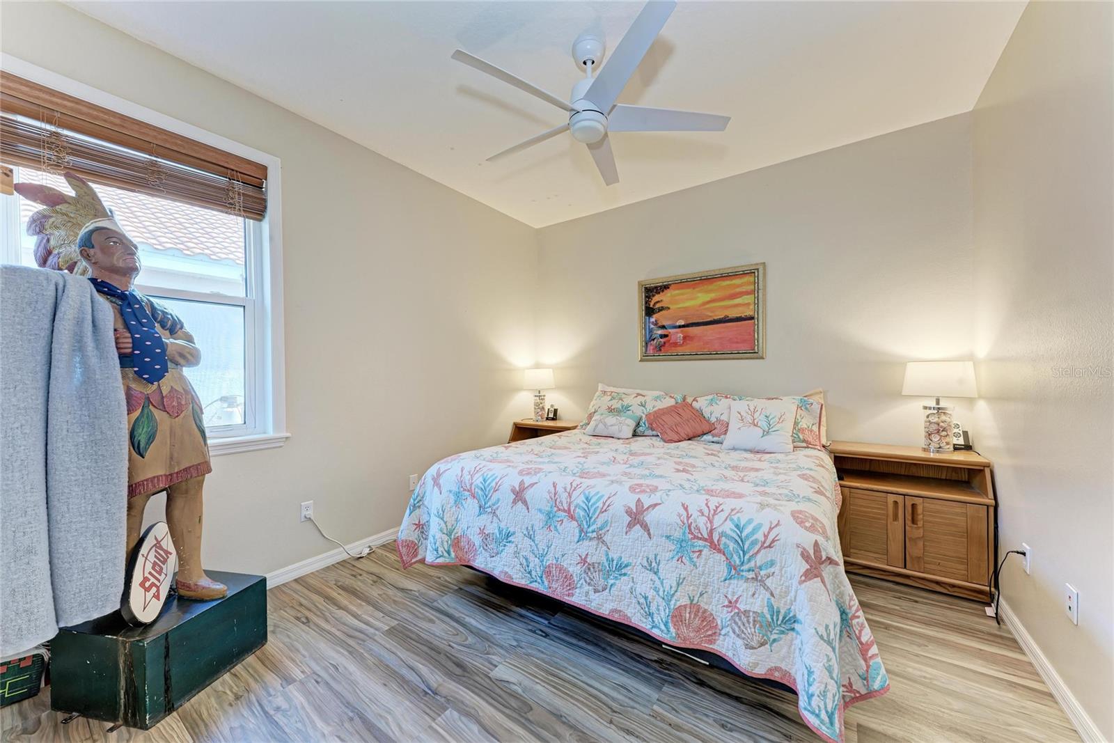 MCINTOSH LAKE - Residential