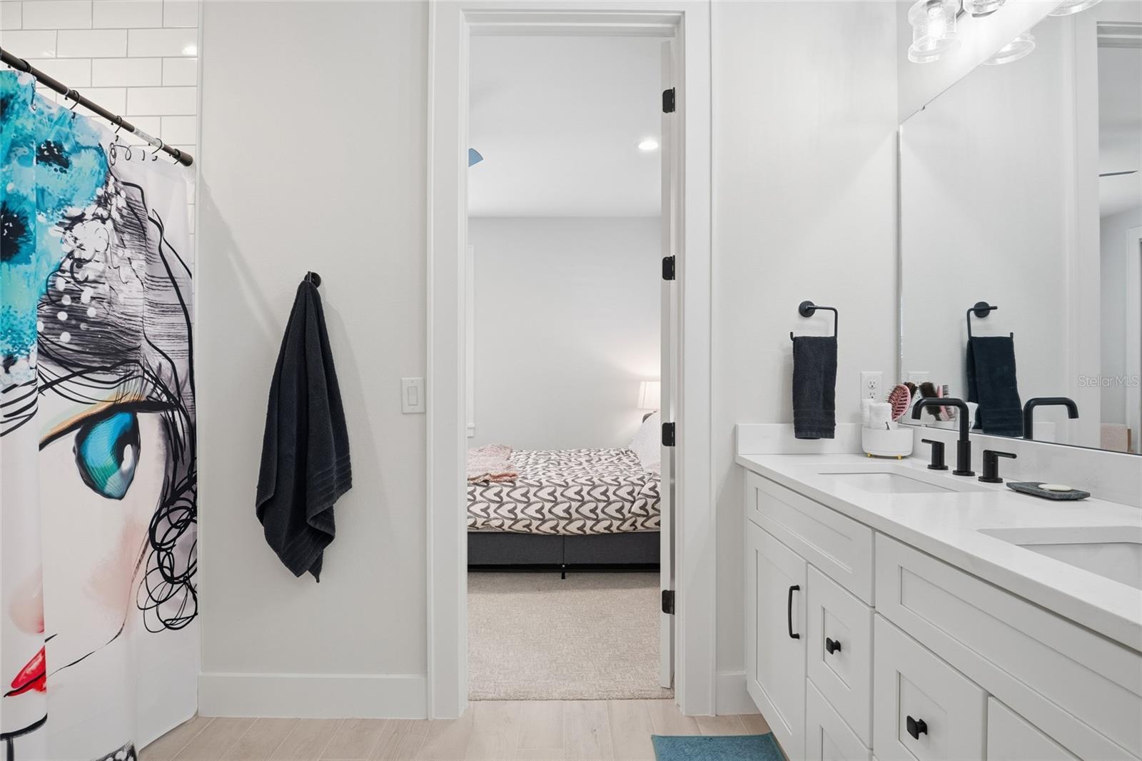 OAKLAND PARK - Residential