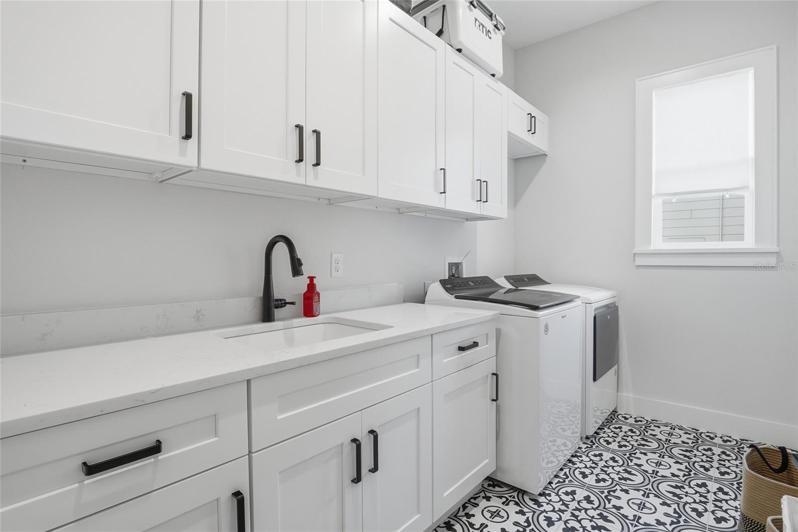 OAKLAND PARK - Residential