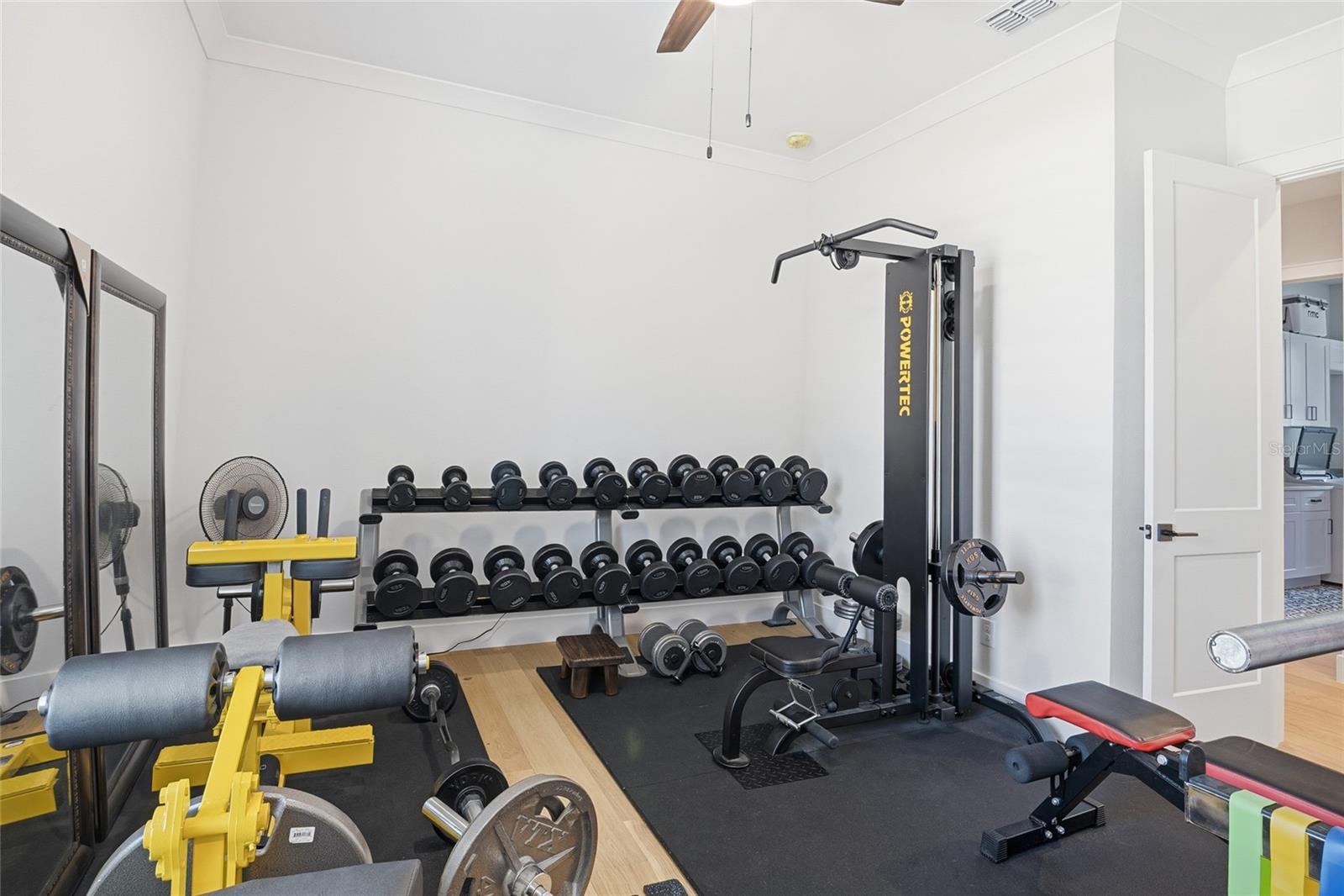 OAKLAND PARK - Residential