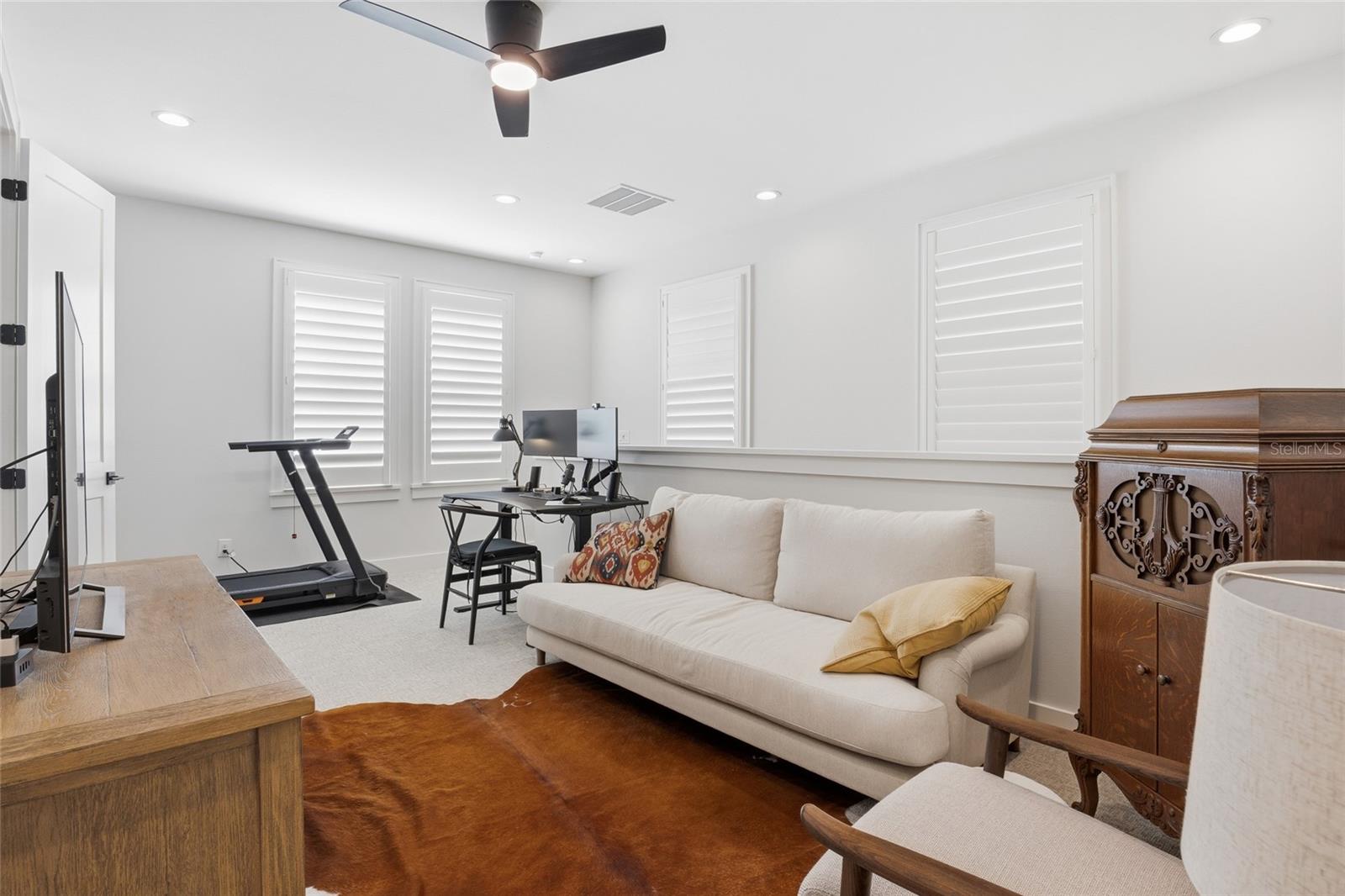 OAKLAND PARK - Residential