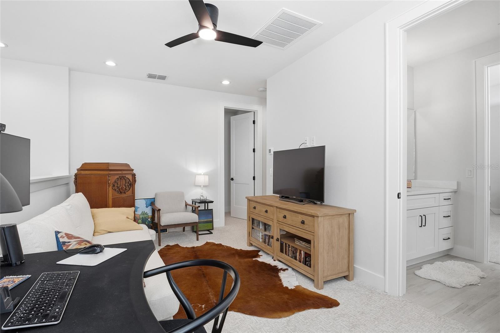 OAKLAND PARK - Residential