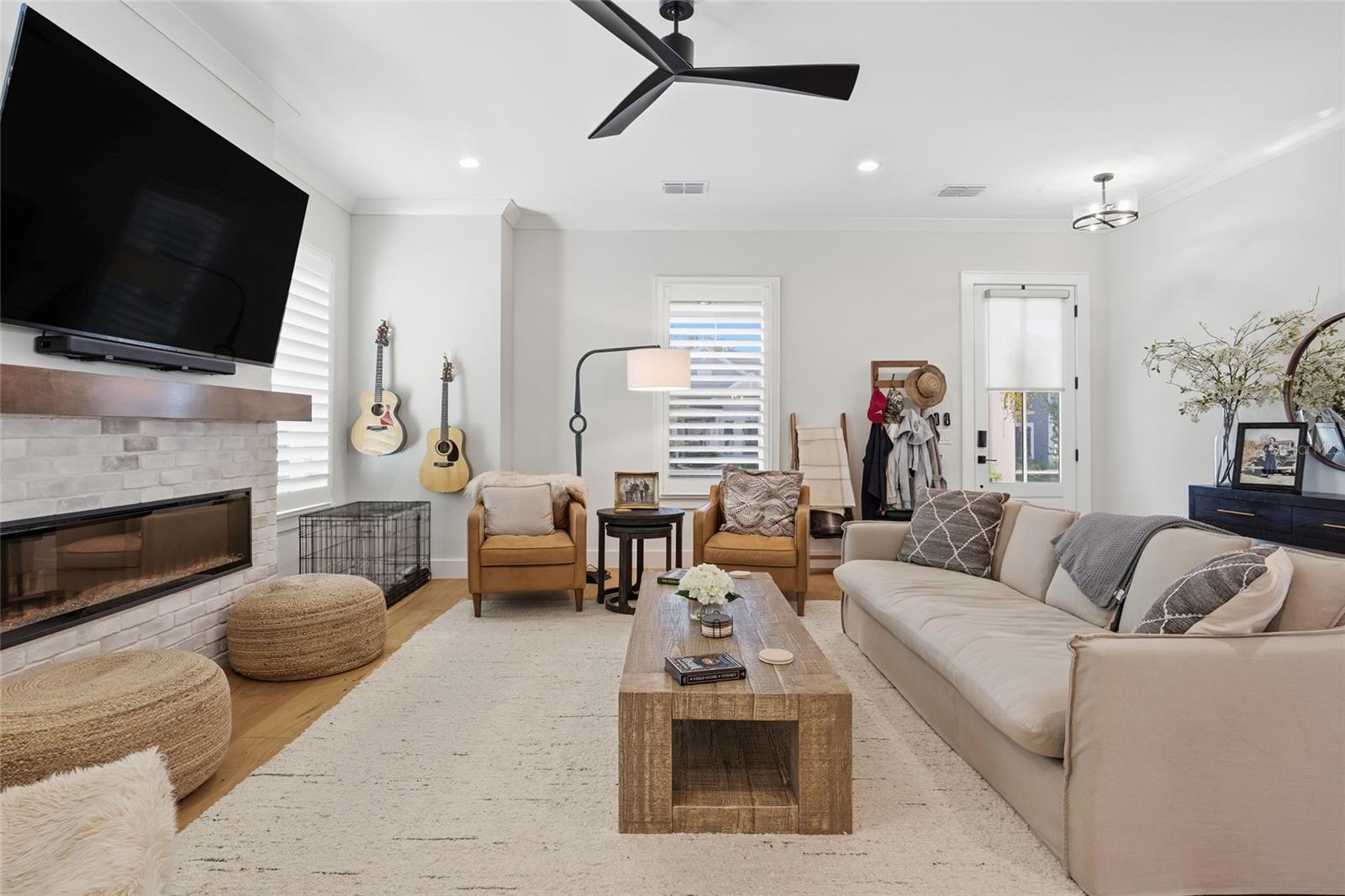 OAKLAND PARK - Residential